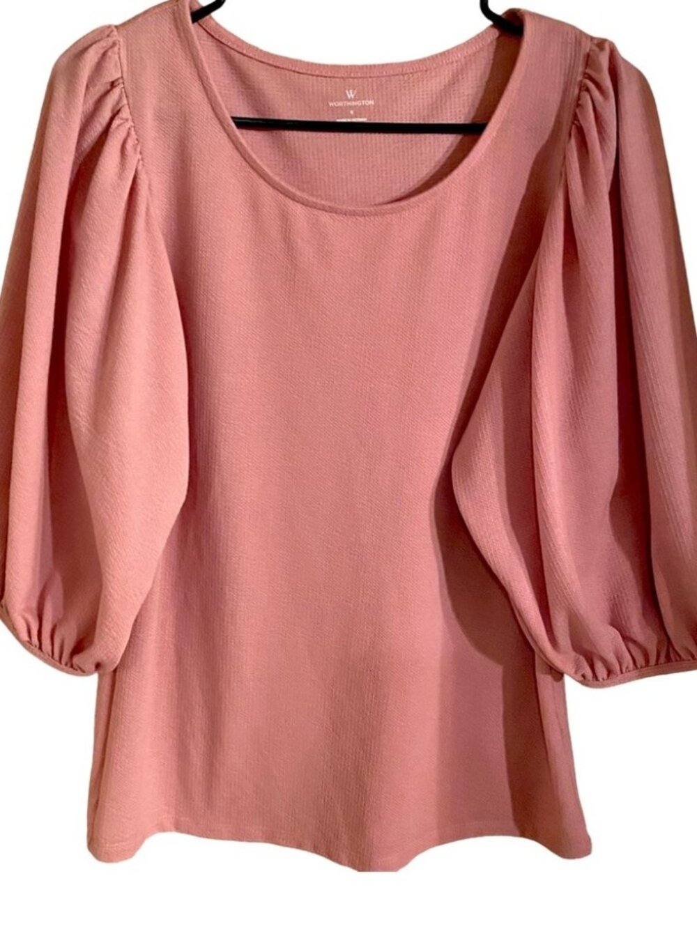Women’s Scoop neck Puffed out sleeve Top